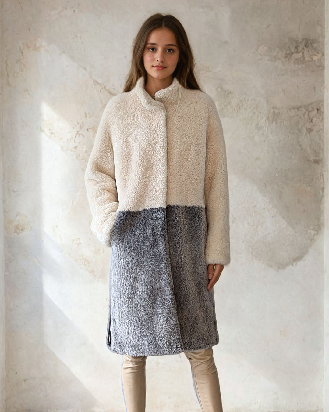 Idalina, 100 cm. - Krage - La Coon Lamb - Kvinner - Beige & Gray