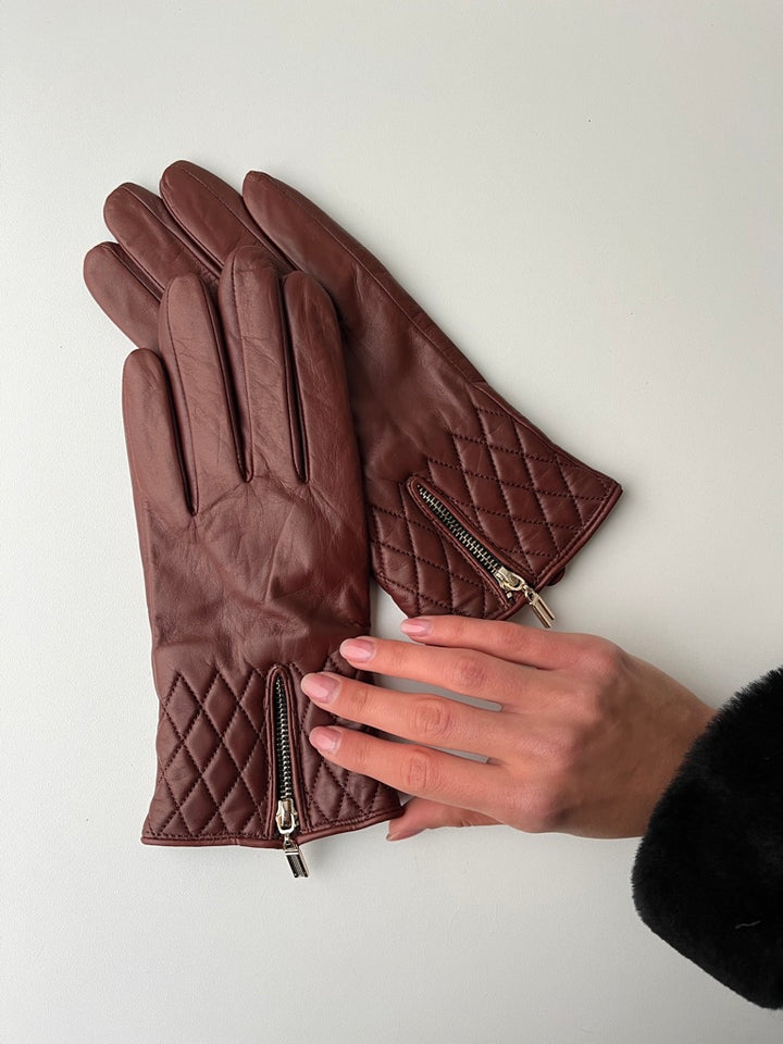 2687 Lamb Slink Leather Glove - Whisky