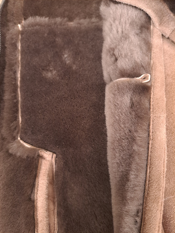 Carlo, 100 cm. - Kragen - Wildlederlamm - Herren - Dunkle Eiche