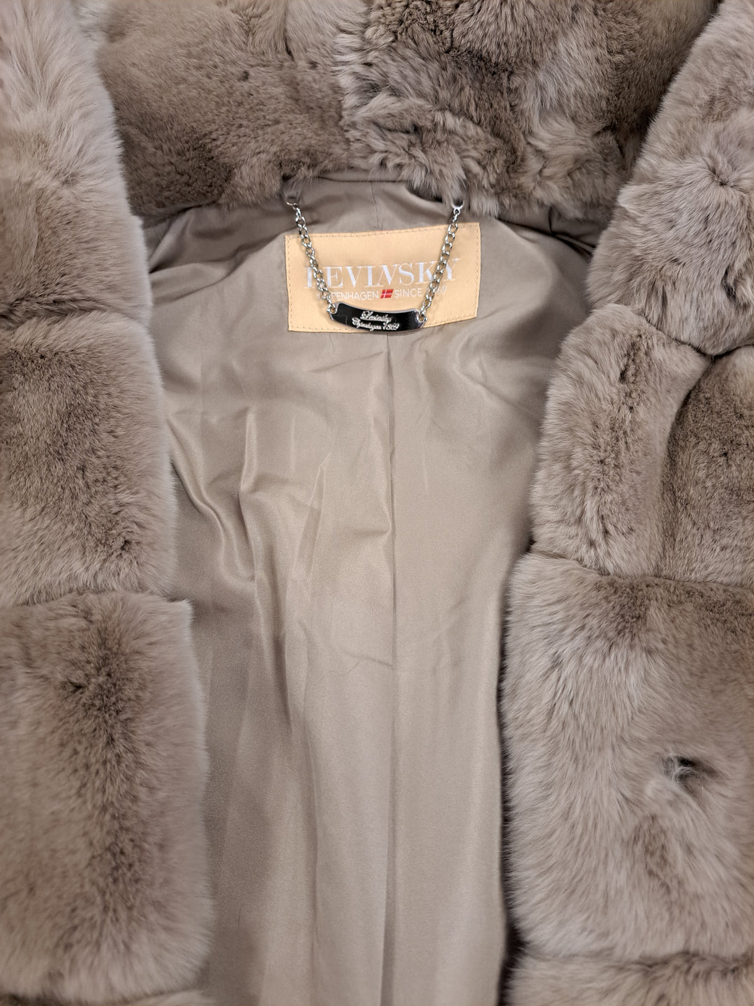 Imelda-A, 85 cm. - Hood - Rex - Damen - Cafe Latte