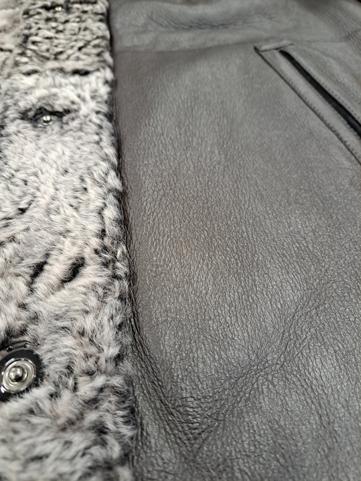 Innocente, 125 cm. - Collar - La Coon Lamb - Women - Dark Brown