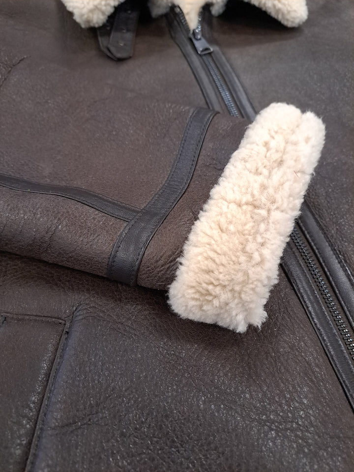 Elias, 68 cm. - Kragen - Nappa Lamm Crack - Mann - Dunkelbraun