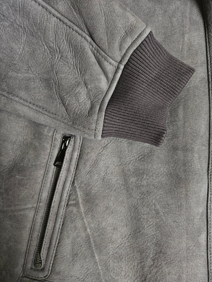 Iker, 66 cm. - Collar Suede Lamb - Man Grey