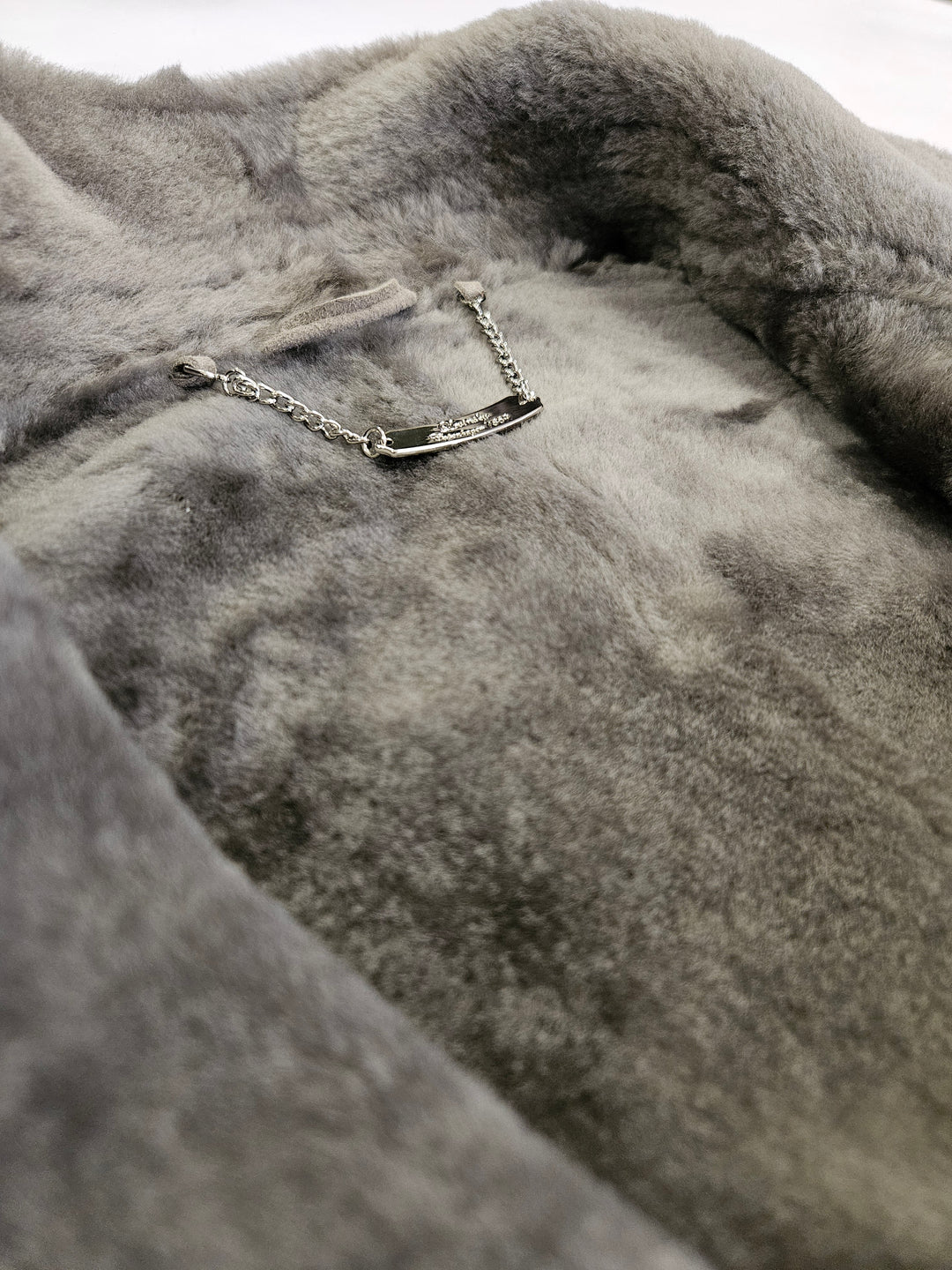 Iker, 66 cm. - Collar Suede Lamb - Man Light Grey