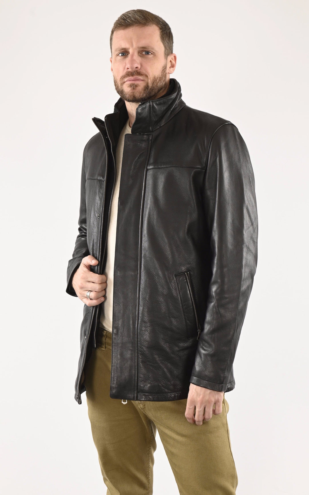 A "MIKA" Noir La Canadienne Blouson Homme closed photo