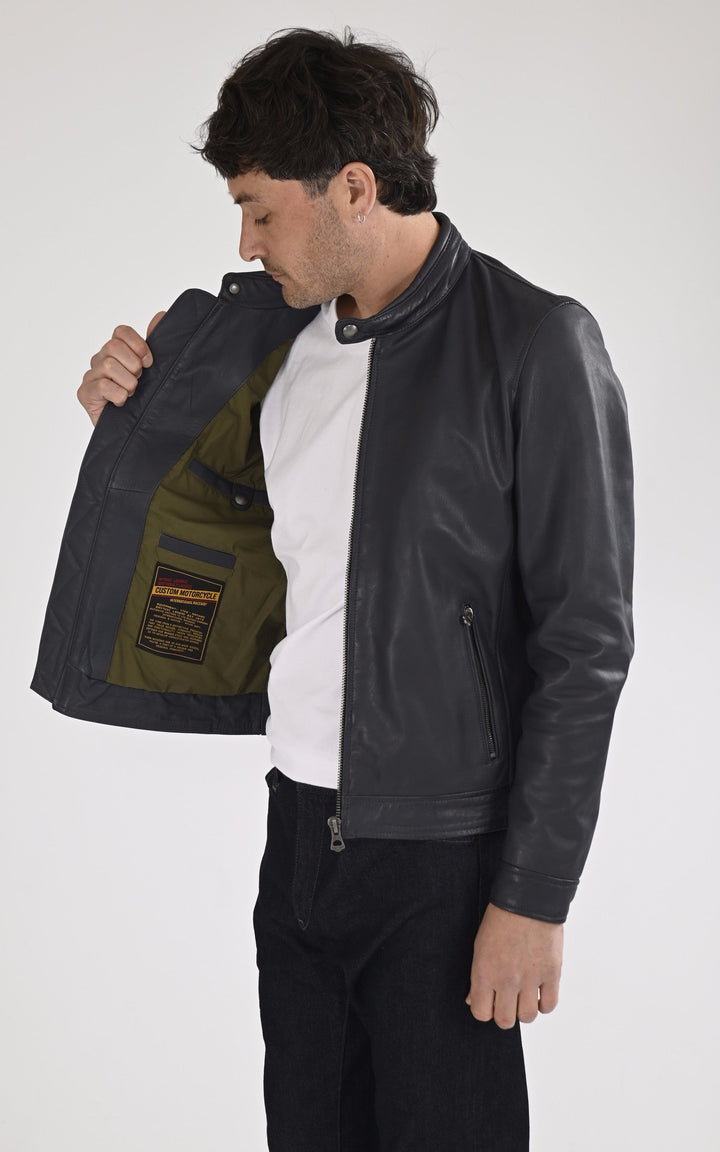 A "MERCER 103391" Bleu Marine Daytona 73 Blouson Homme interior photo