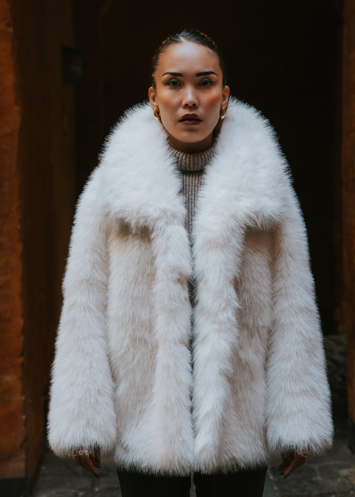 Jalila, 72 cm. - 100% Faux Fur - Women - White