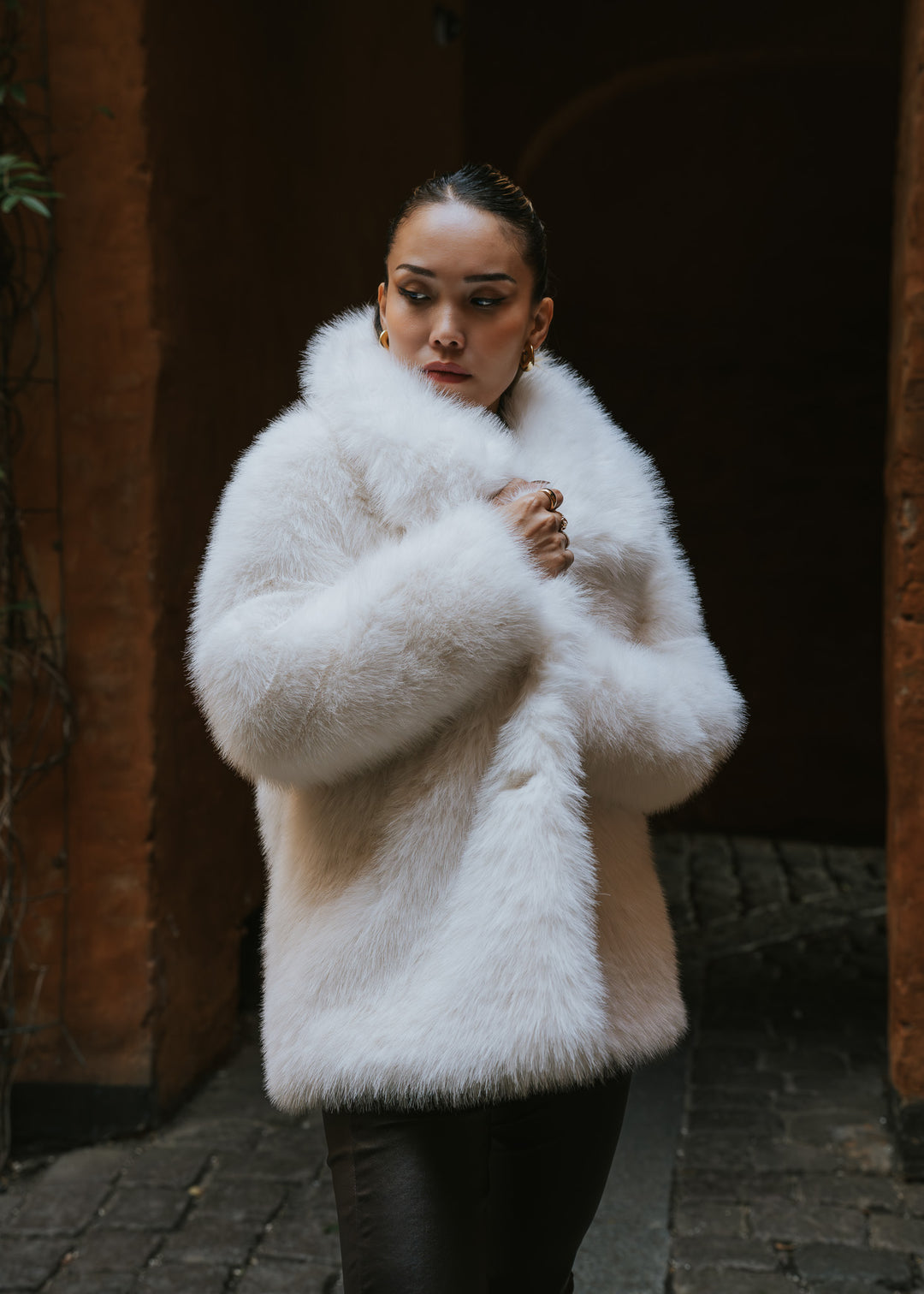 Jalila, 72 cm. - 100% Faux Fur - Women - White