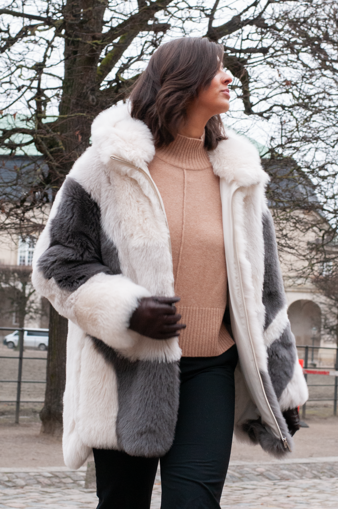 Iphigenie, 85 cm. - Hood - Toscana Lamb - Women - Gray & White