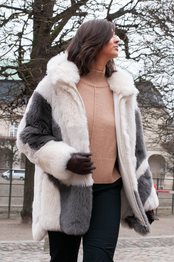 Iphigenie, 85 cm. - Hood - Toscana Lamb - Women - Gray & White