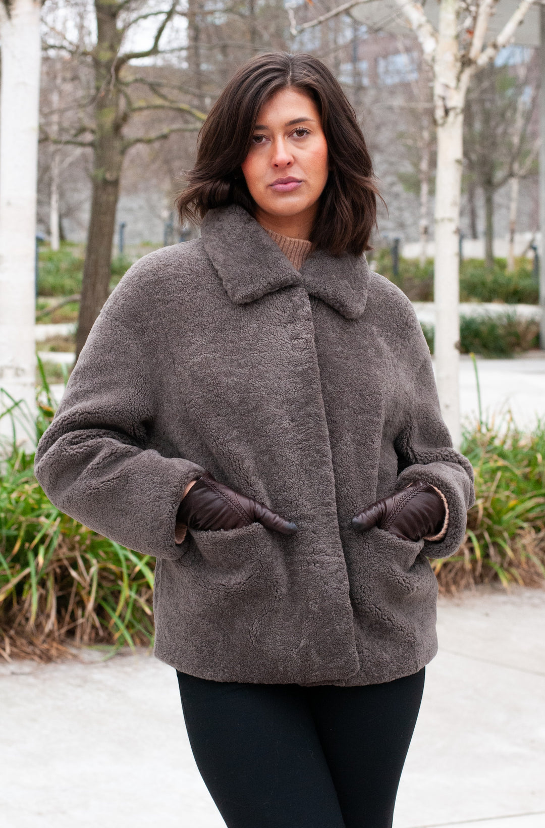 Irene, 65 cm. - Collar - Curly Lamb - Women - Taupe