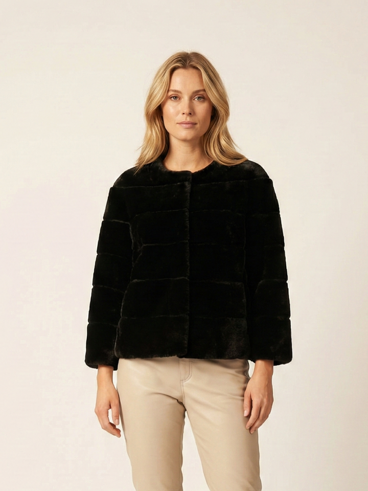 Horiane, 55 cm. - Lammet rett hår - kvinner - svart