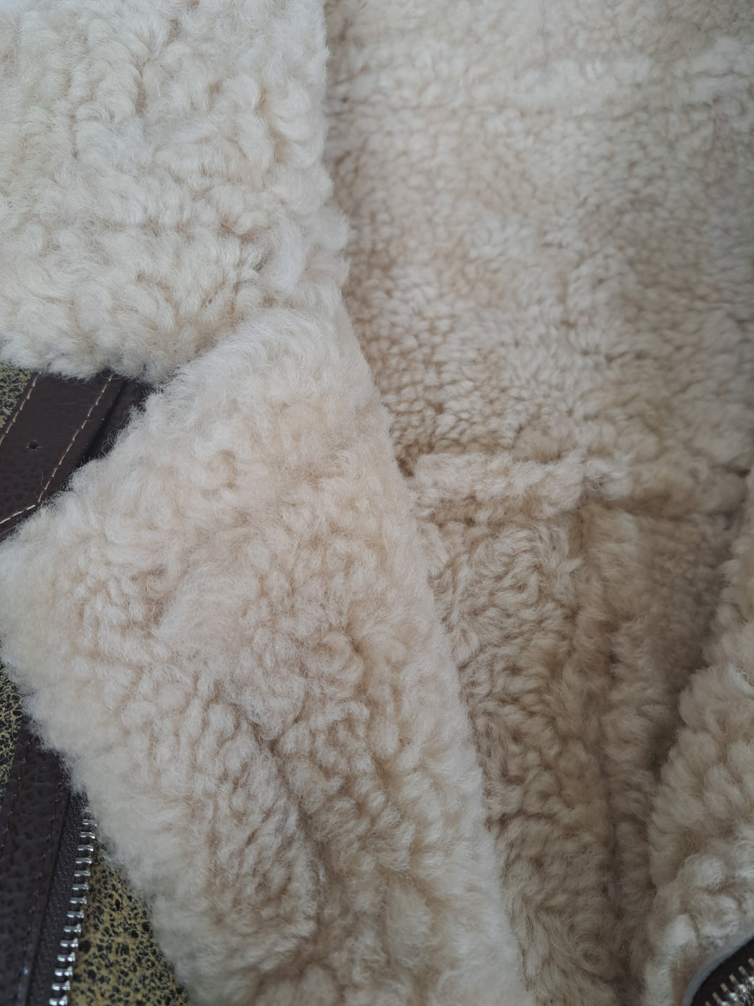 Irwing, 72 cm. - Lamb Crackle - Mann - Beige