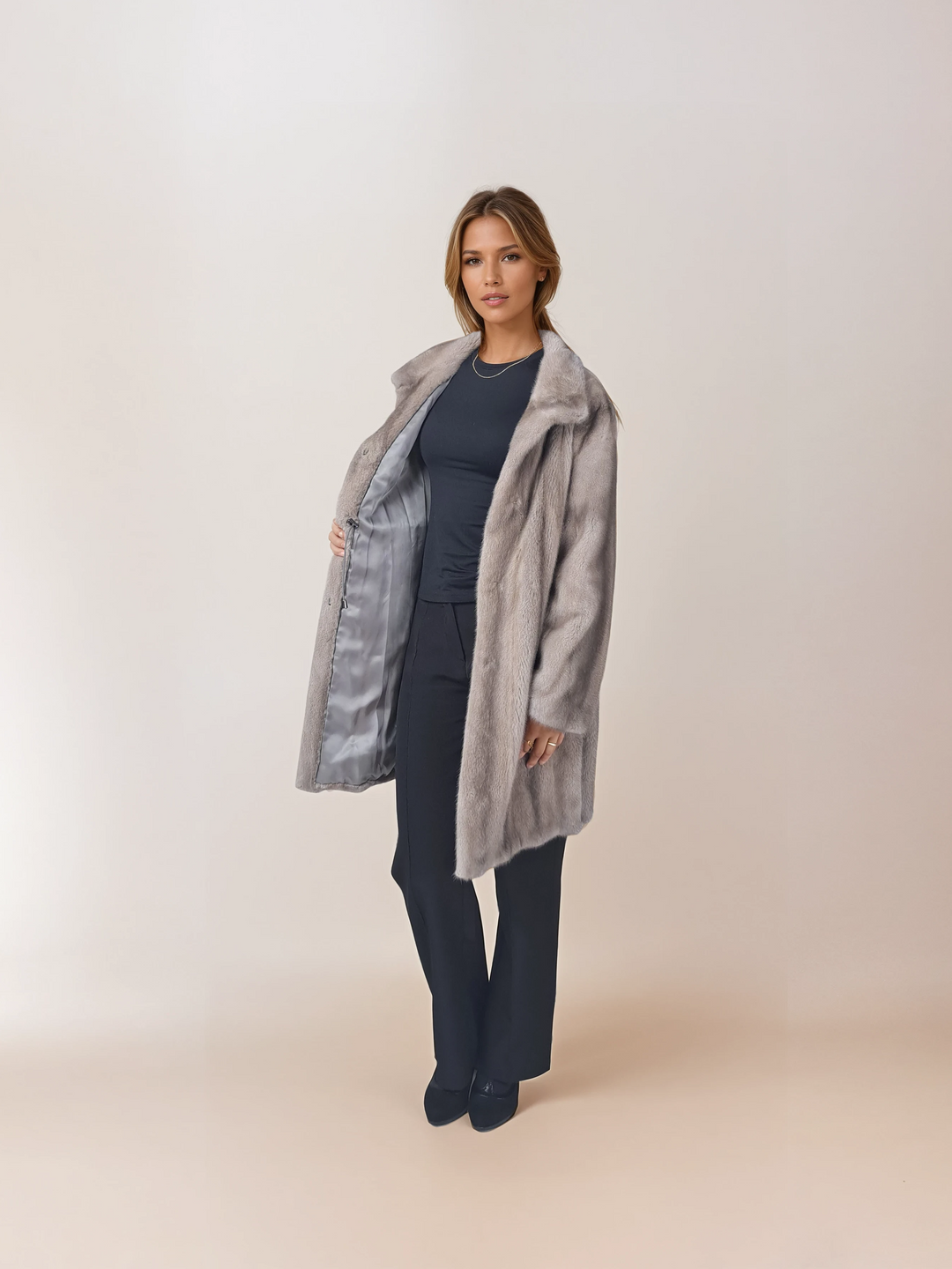 Filuka-A, 90 cm. - Collar - Mink - Women - Silver Blue