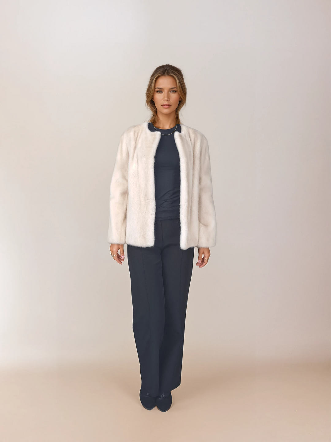 Chanel, 60 cm. - Mink - Women - Pearl