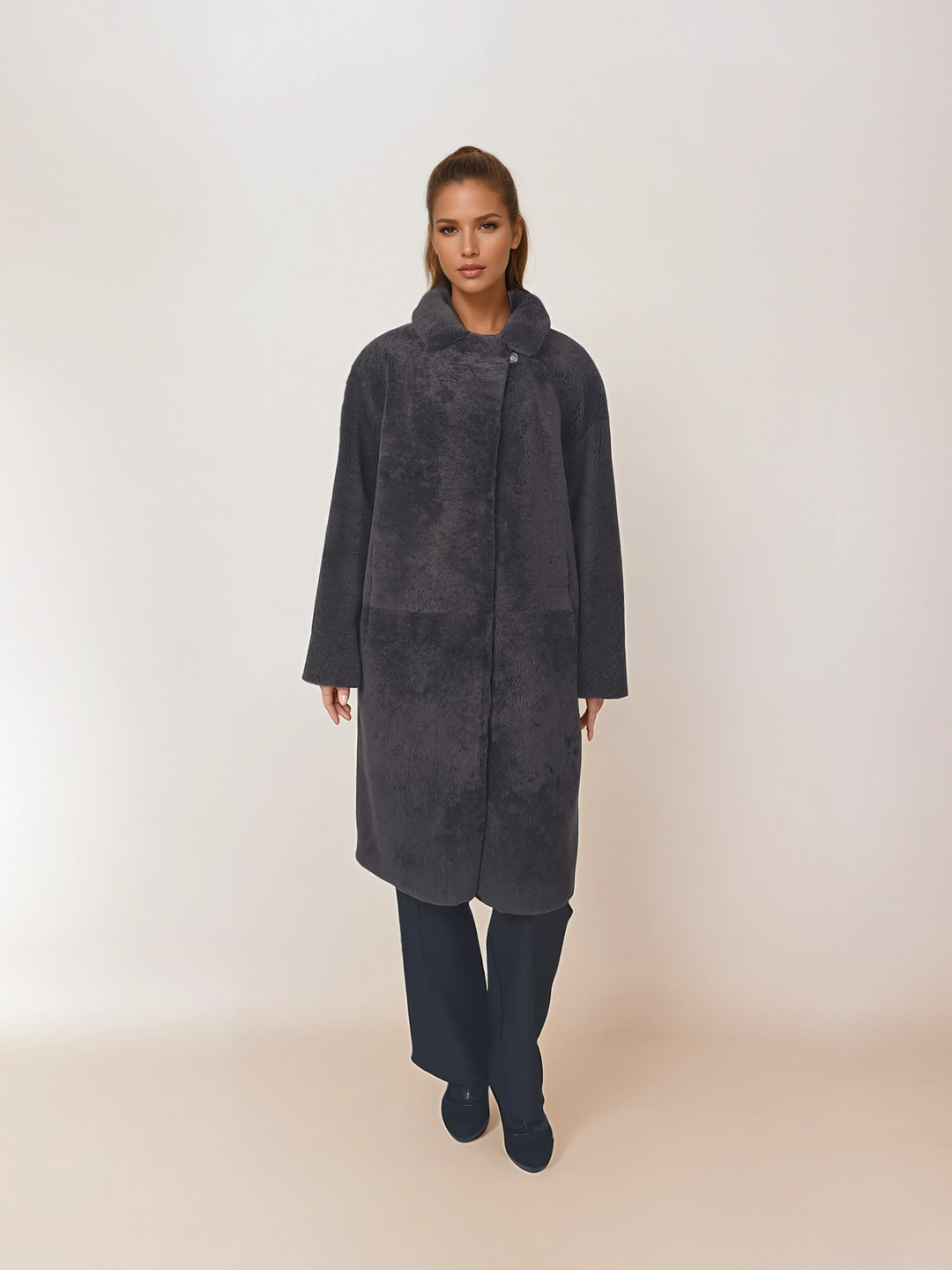 Hella, 95 cm. - Halsband - Curly Lamb - Damen - Kaffee