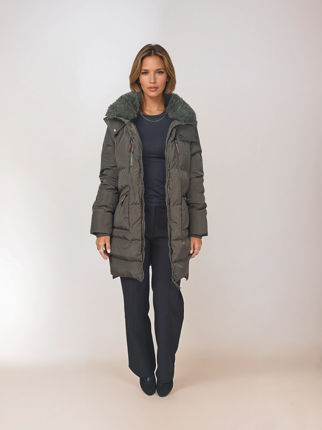 Heva, 90 cm. - Kapuze - Daunen - Damen - Army