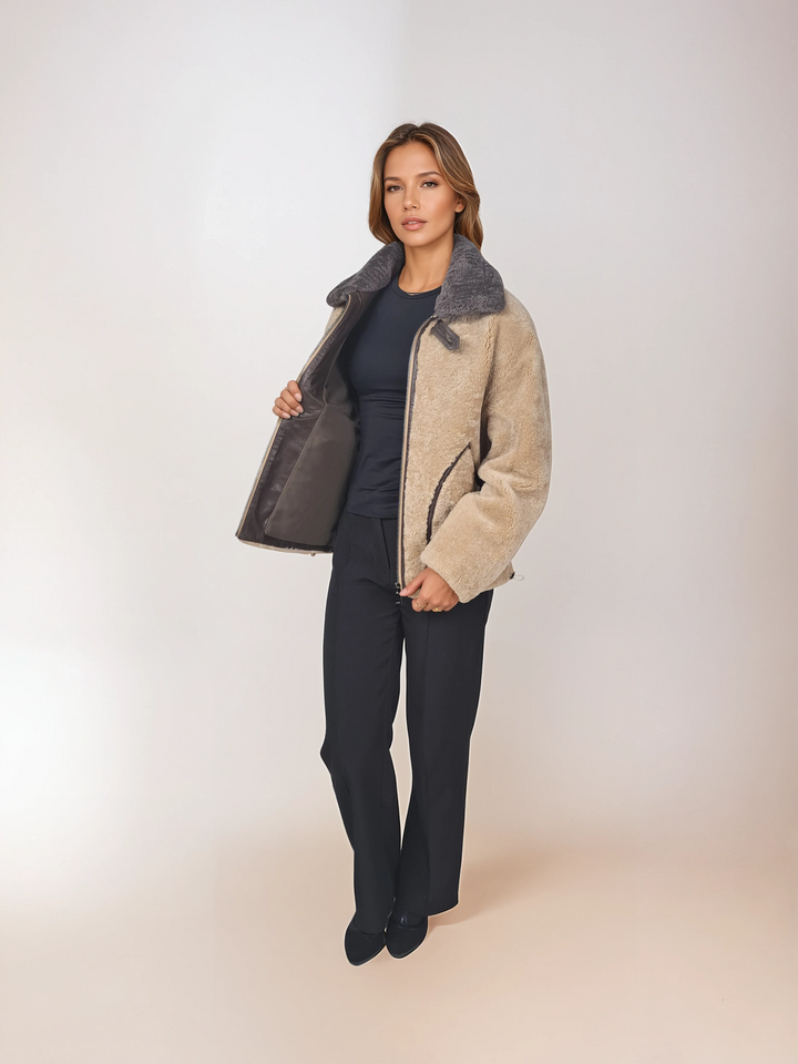 Illulu, 63 cm. – Kragen – Curly Lamb – Damen – Helles Kamel und Taupe