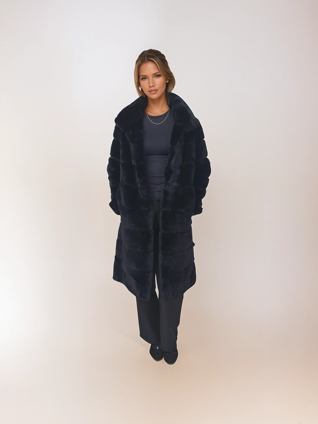 Petrovski, 100 cm. - Halsband - Rex - Damen - Schwarz