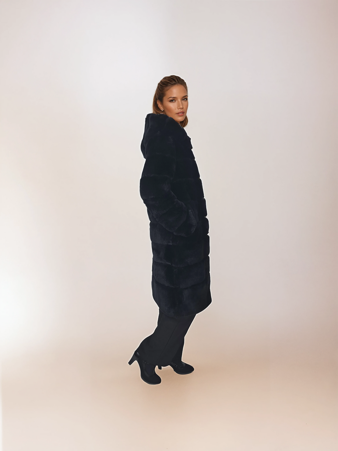 Petrovski, 100 cm. - Kapuze - Rex - Damen - Schwarz