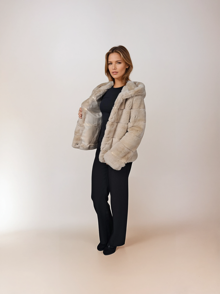 Petrovski, 60 cm. - Kapuze - Rex - Damen - Creme