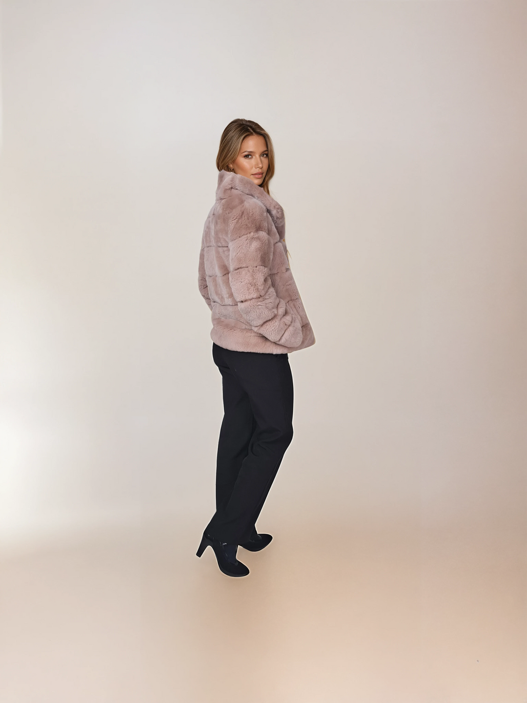 Petrovski, 60 cm. - Halsband - Rex - Damen - Dust Rose