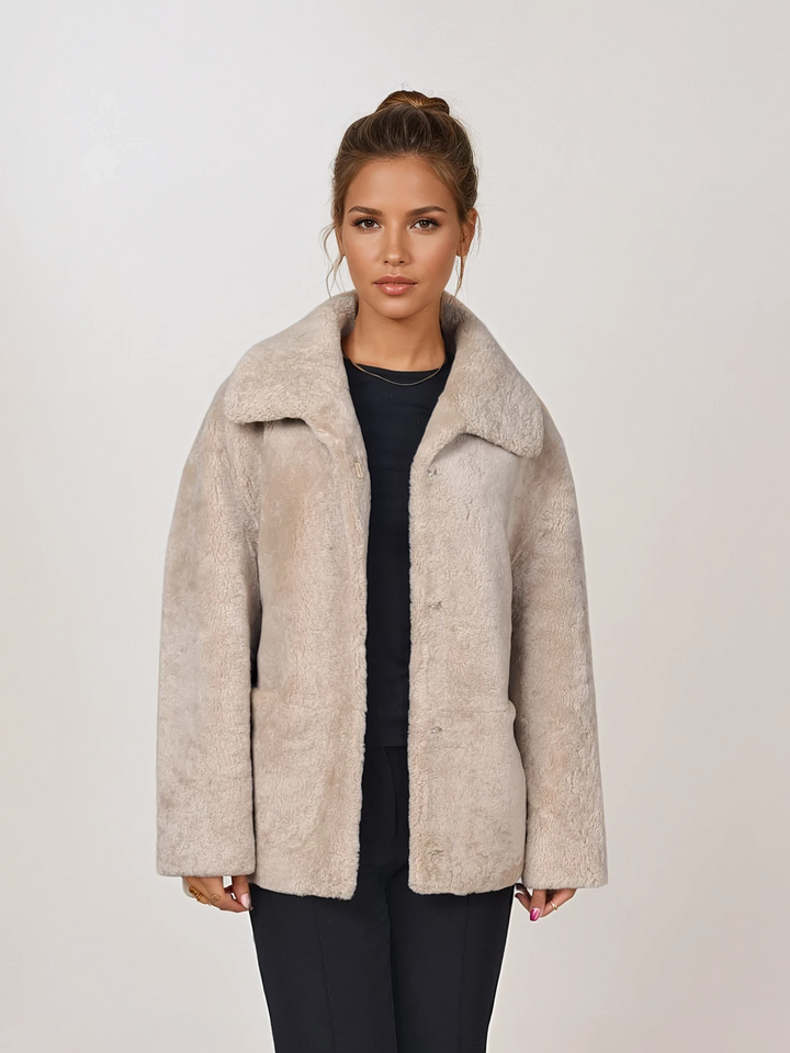 Irene, 65 cm. - Kragen - Curly Lamb - Damen - Dunkelbeige