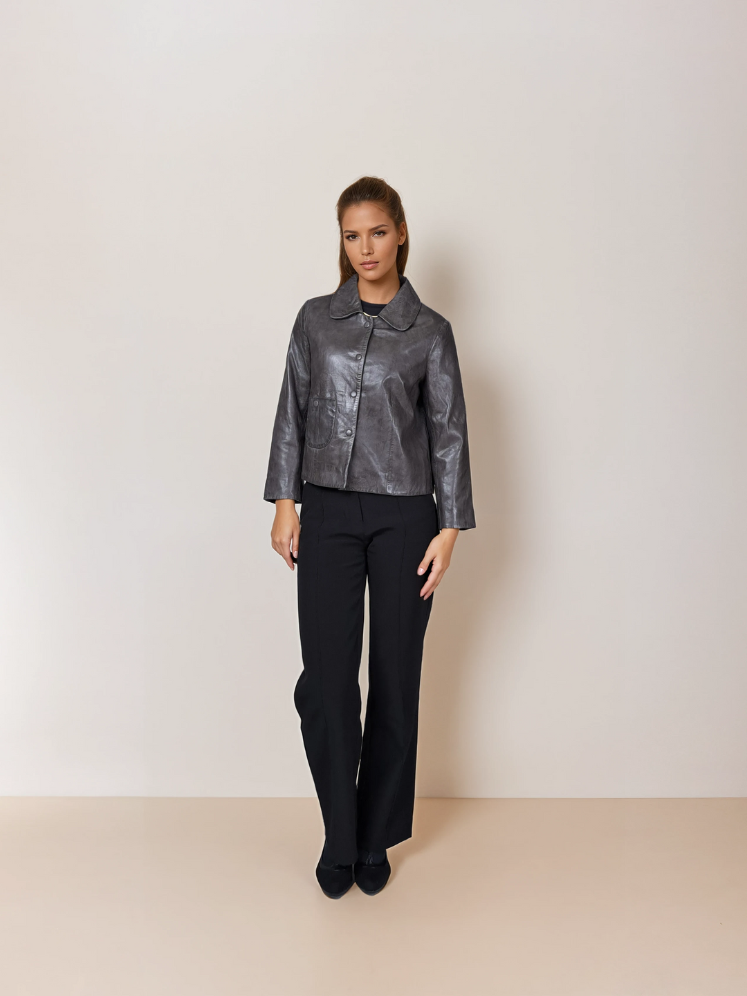 Marley, 53 cm. - Kragen - Lamm-Luxusleder - Damen - Grau