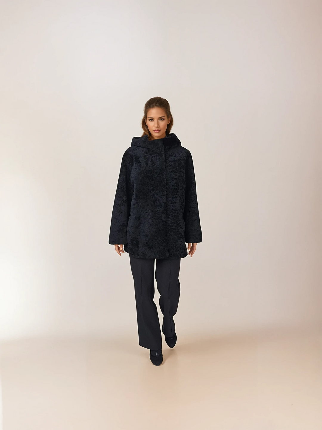 Trinity, 73 cm. - Hood - Curly Lamb - Women - Black