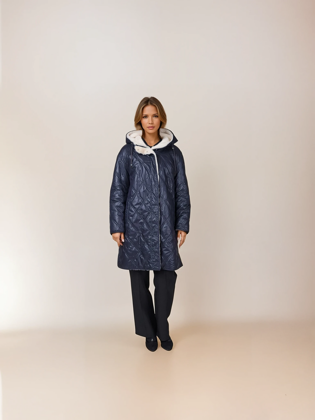 Guernsey, 90 cm. - Hood - Lamb Straight Hair - Women - White