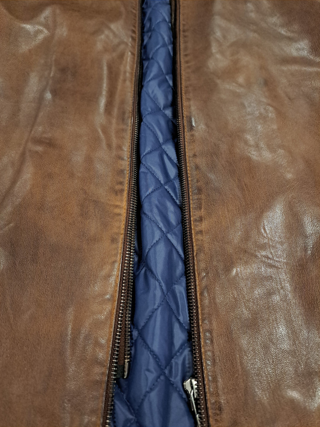 John, 70 cm. Lamb Malli Leather - Man Copper Brown