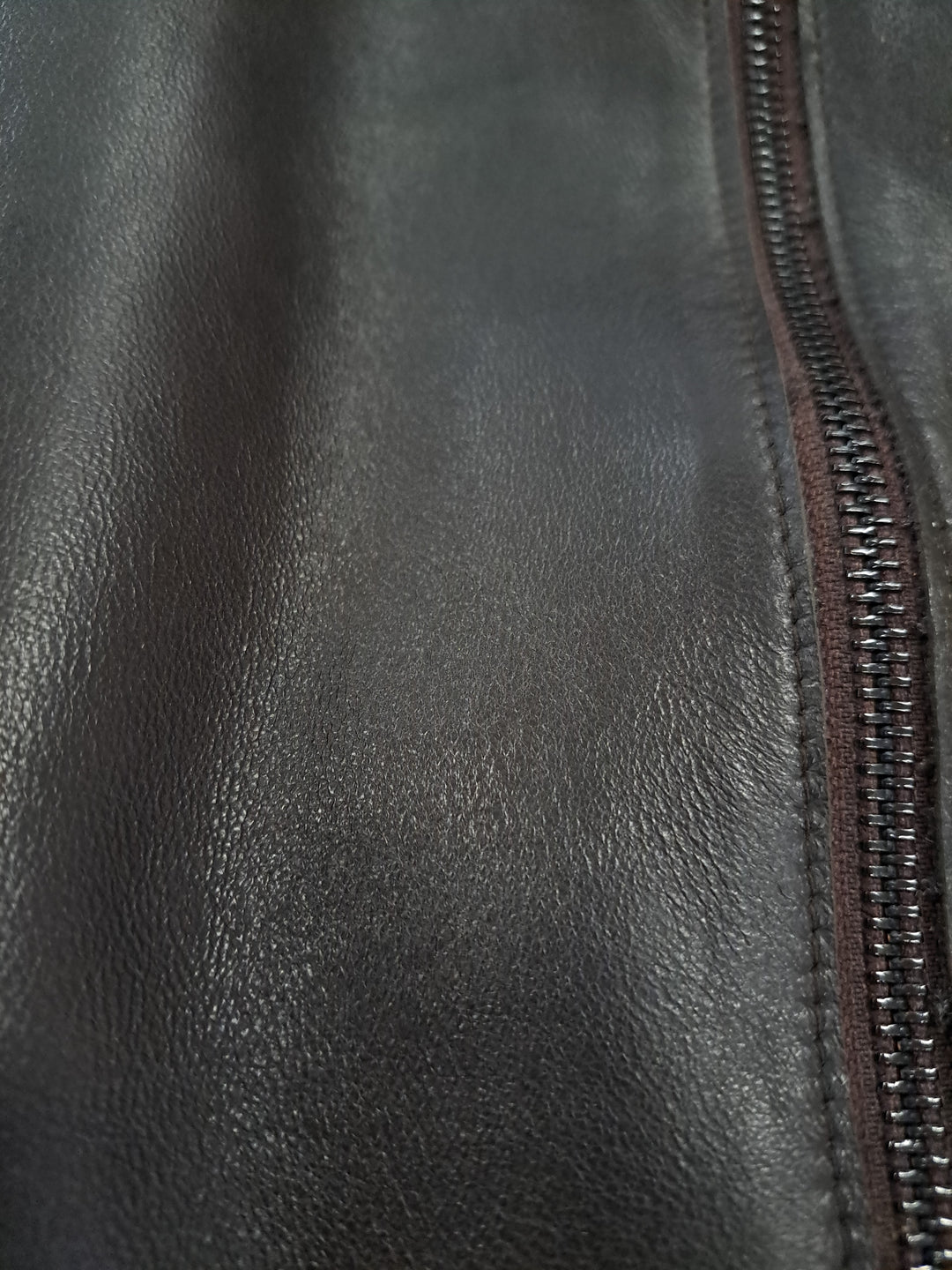 Lucia - Kapuze, 65 cm. - Lamm-Malli-Leder – Damen – Schwarz