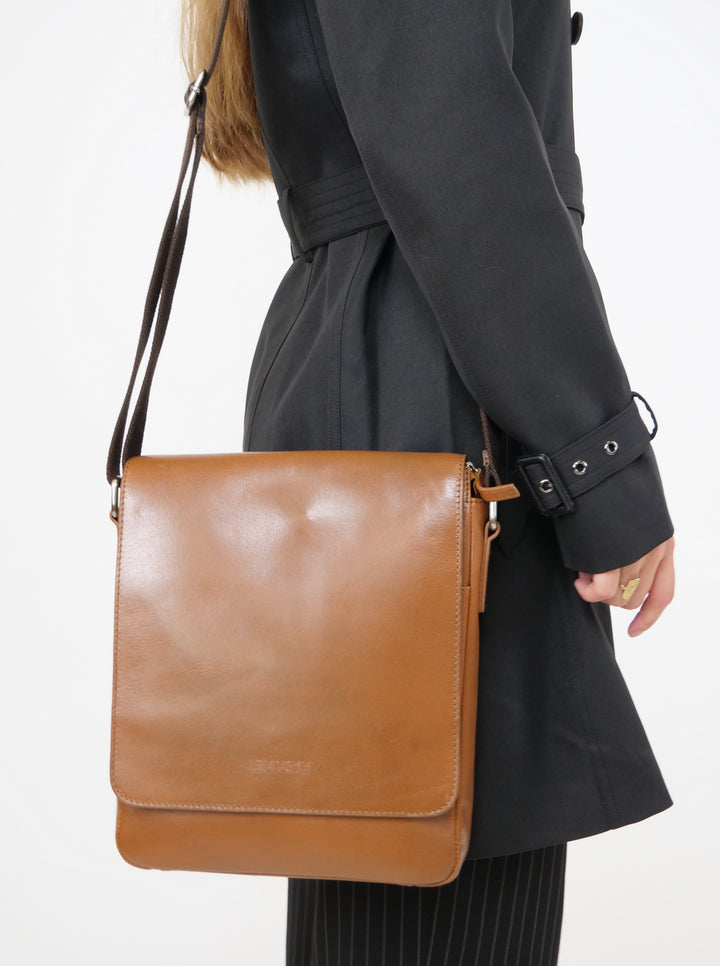 Män Flap Messenger Crossbody 22441 - Tillbehör - Tan