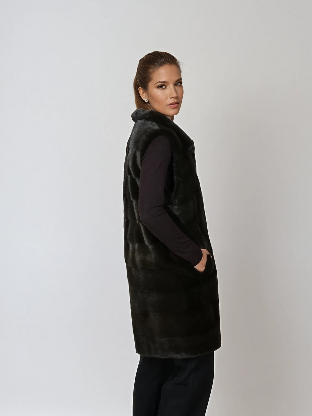 Denise West, 92 cm. - Krage - Mink - Kvinner - Army