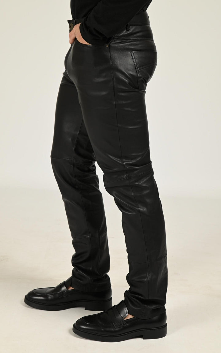 Pantalon Cuir Homme Serge Pariente, modèle Sexy man de couleur noir