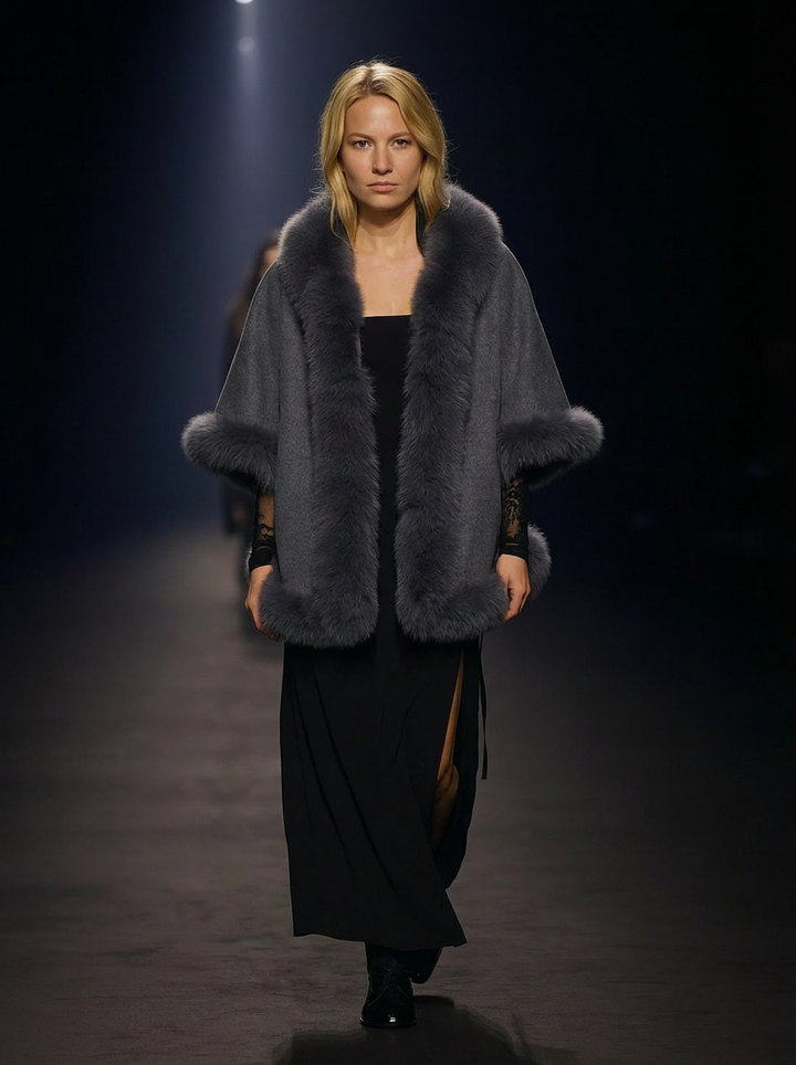 Chadron Cape, 65 cm. - Thinner Double Face Wool - Grey