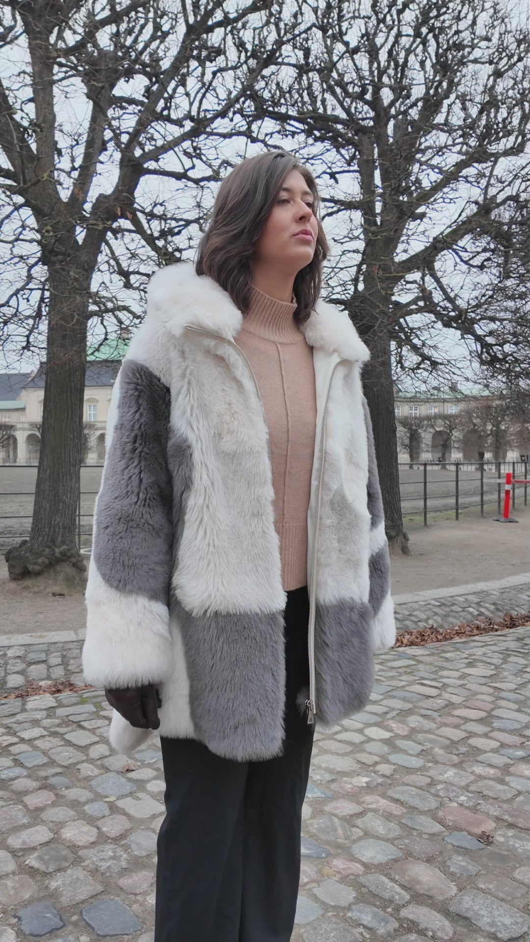 Iphigenie, 85 cm. - Hood - Toscana Lamb - Women - Gray & White
