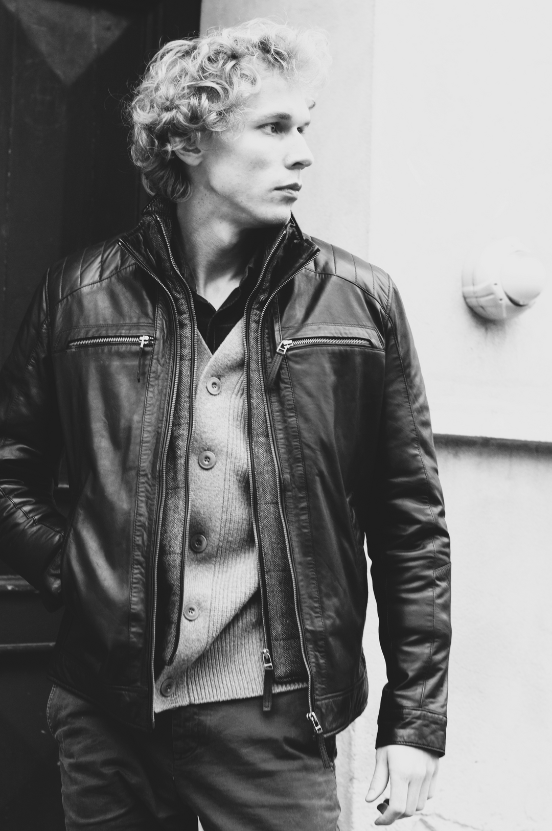 Audrick, 68 cm. - Lamb Malli Leather - Man - Black