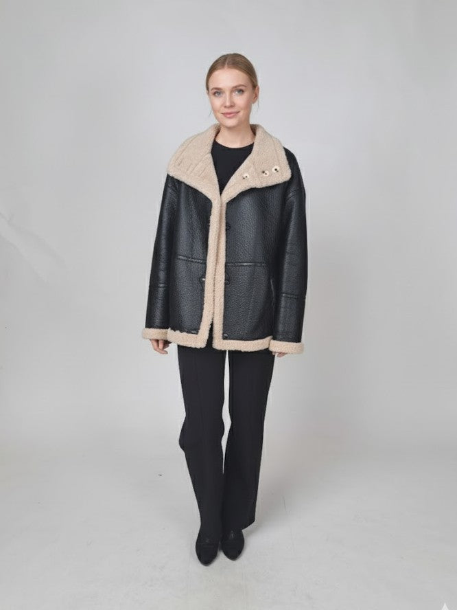 Junia, 65 cm. - Nappa Lamb Crack Washed - Damen - Schwarz